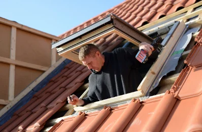 Pose de fenêtres de toit Velux à Chaponnay